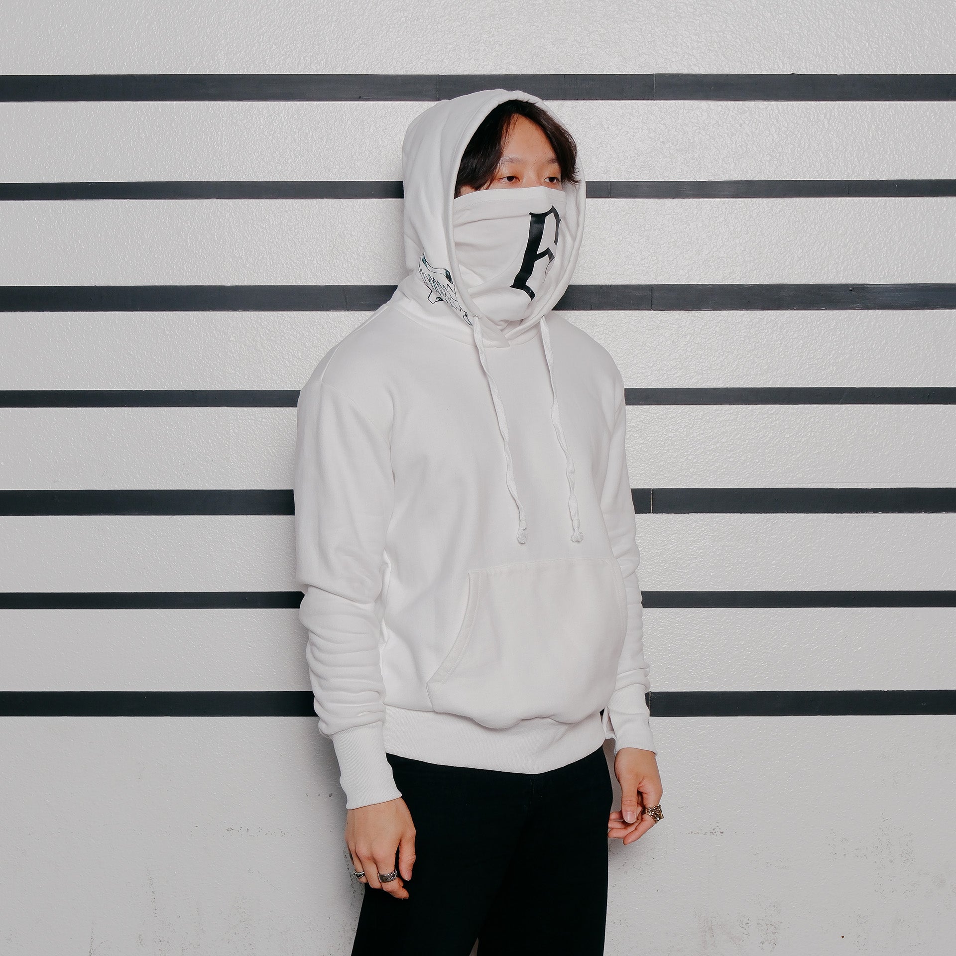 VILLAIN HOODIE - WHITE